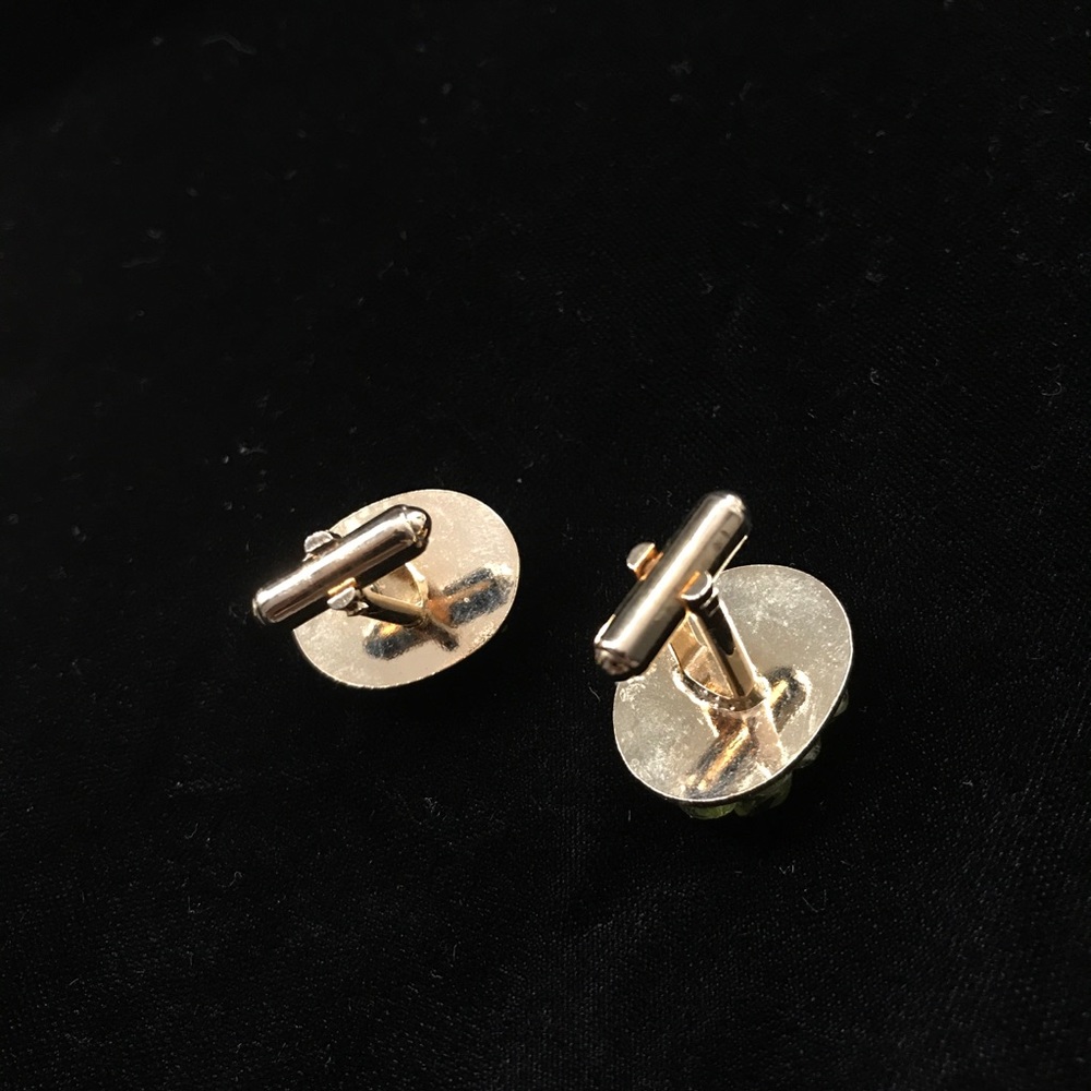 Vintage gold/lime green cufflinks - Picture 3 of 4